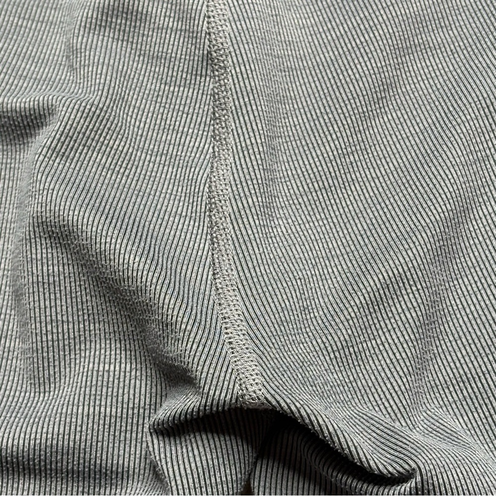 Beyond Yoga Ribbed Shorts - Picture 5 of 7